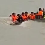 MP: जबलपुर के गौरीघाट में इंजन फेल होने से नर्मदा नदी में डूबी होमगार्ड की मोटरबोट, सभी सुरक्षित