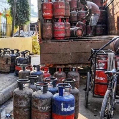 फेस्टिव सीजन में नहीं होगी LPG की किल्लत …. मोदी सरकार ने Plan-B पर शुरू किया काम
