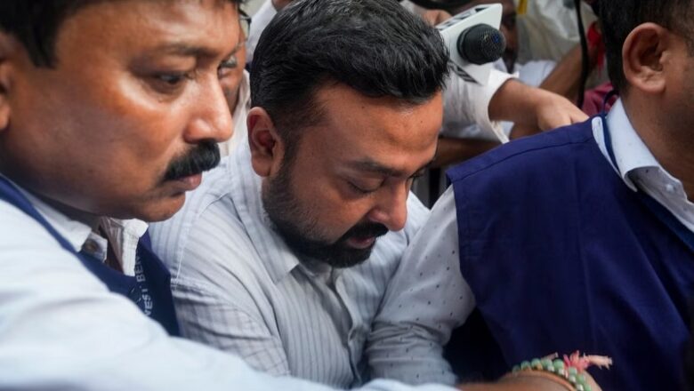 बंगाल: CID का दावा- जमीन घोटाले के 7 करोड़ TMC के खाते में आए…. अभिषेक बनर्जी के PA ने उगले राज