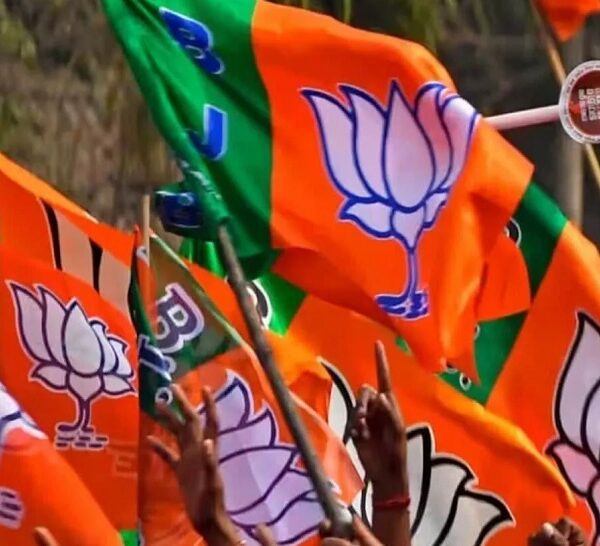 MP से भाजपा ने हरदीप पुरी को बनाया राज्यसभा उम्मीदवार तो भड़की कांग्रेस…. की आलोचना