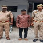 पति ने पत्नी को आपत्तिजनक हालत में देख युवक पर तेज़ाब फेंका, आरोपित गिरफ्तार