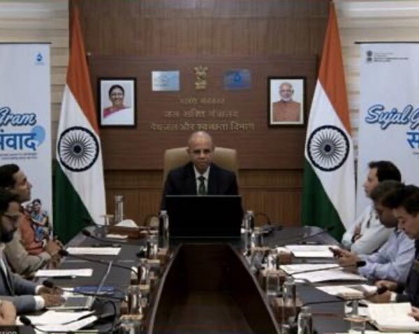 केंद्र का ग्रामीण जलापूर्ति योजनाओं के रखरखाव में पंचायतों की भागीदारी पर बल