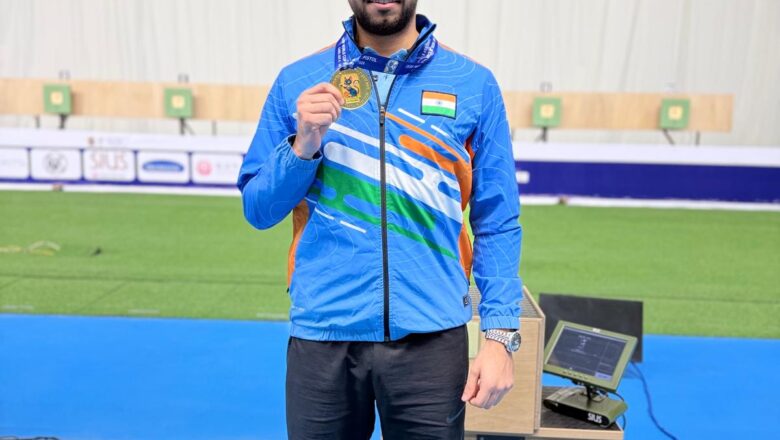आईएसएसएफ विश्व कप में उदयवीर सिद्धू ने पुरुषों की 10 मीटर एयर पिस्टल में स्वर्ण पदक जीता