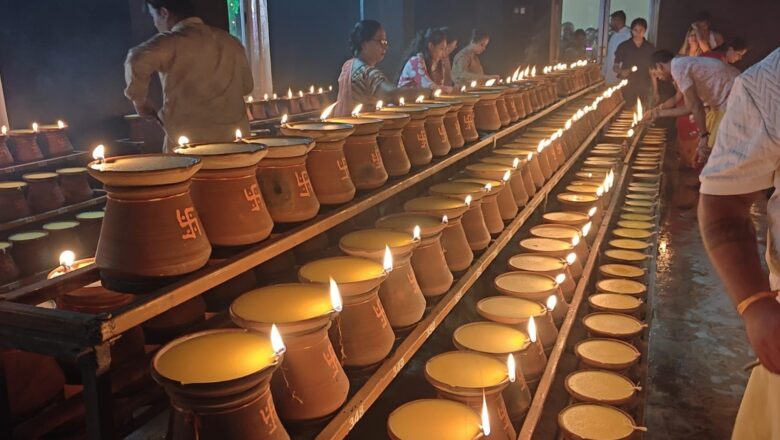 धमतरी में मां अंबे की नवरात्र पूजा का जलता उत्सव