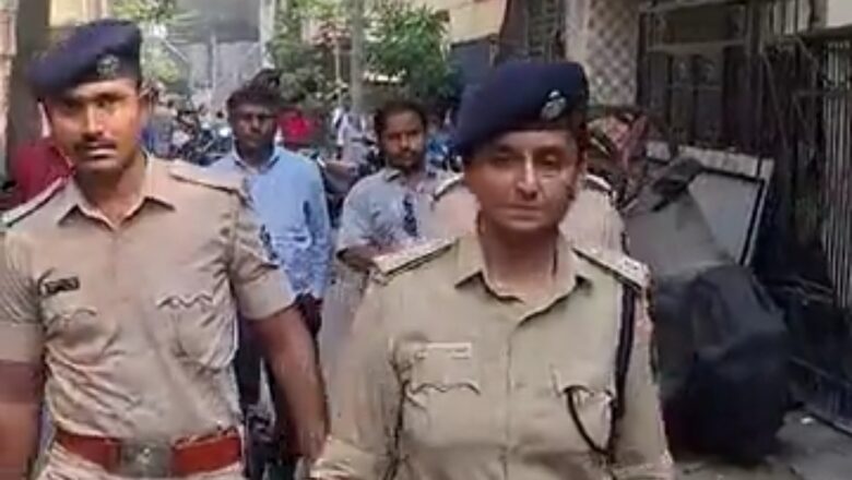 सूरत में संपत्ति विवाद में मां और छोटे भाई की चाकू से हत्याकांड