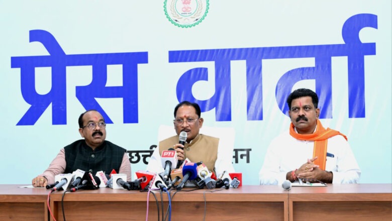 मंत्री परिषद की बैठक में पीएम मोदी को 25‑साल की उपलब्धियों पर अभिनंदन प्रस्ताव पारित