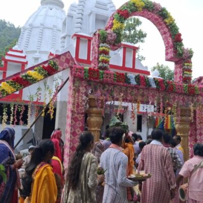 पूर्वांचल की अंतरराज्यीय सीमाओं पर सजे माँ दुर्गा के दरबार, भक्तों में श्रद्धा और भक्ति का उमंग