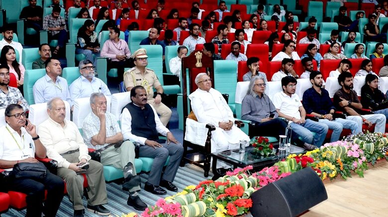 ‘मन की बात’ से बनता राष्ट्रीय निर्माण – राज्यपाल मंगुभाई पटेल का साझा संकल्प