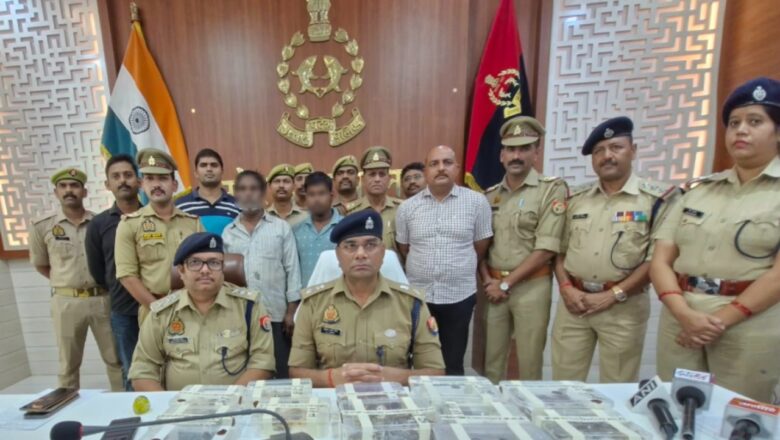 गोरखपुर में छह चोरी मामलों का खुलासा, पिता‑पुत्र को गिरफ्तार, 50 लाख के जेवर बरामद